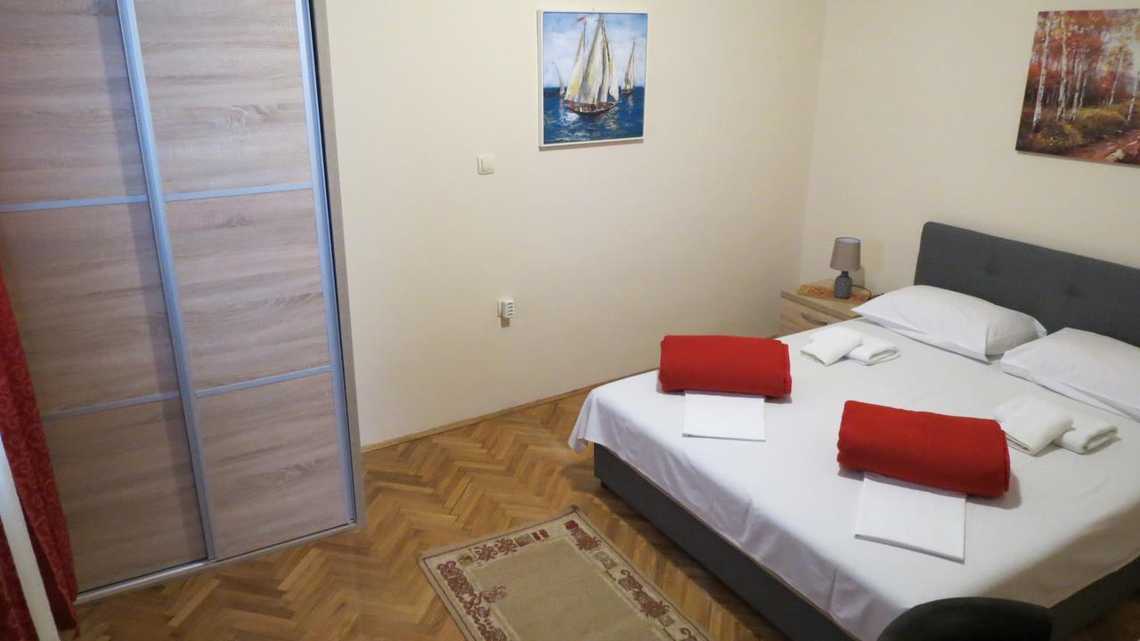 Hotel Oaza Petrovac Exterior foto